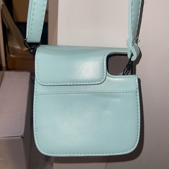 POLAROID CAMERA CASE - Picture 5 of 7
